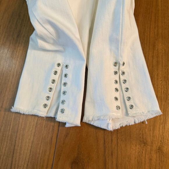 Liverpool White Denim Maya Crop Size 4 / 27 NWT Fray Split Hem Grommet - Picture 3 of 14